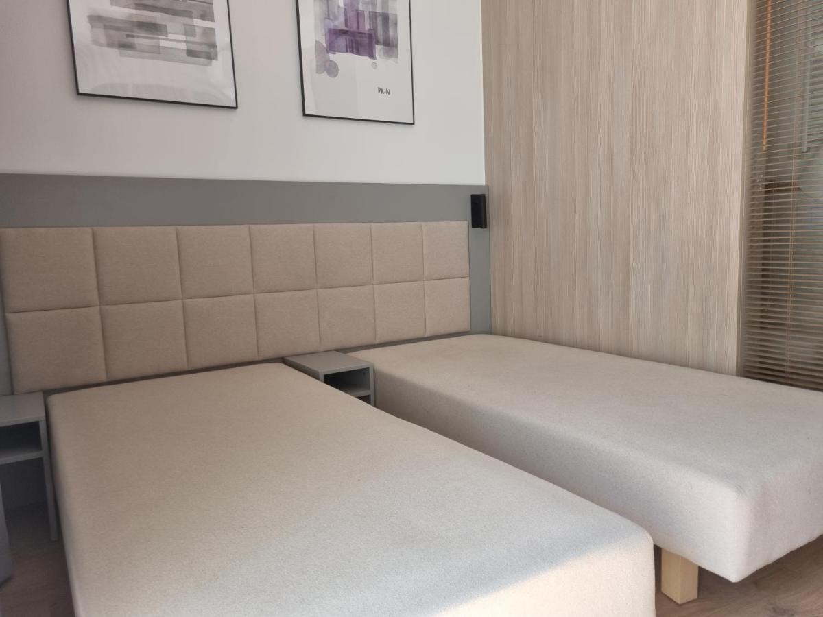Aparthotel In Warsaw Very Close To The City Center, Free Underground Parking, Wifi, Air Conditioning, Balcony Eksteriør billede
